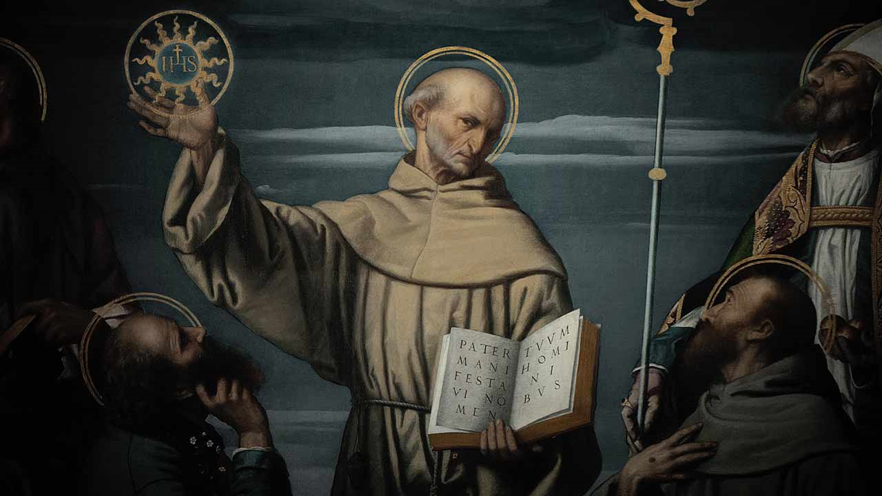 imagem do santo segurando a Bíblia na mão